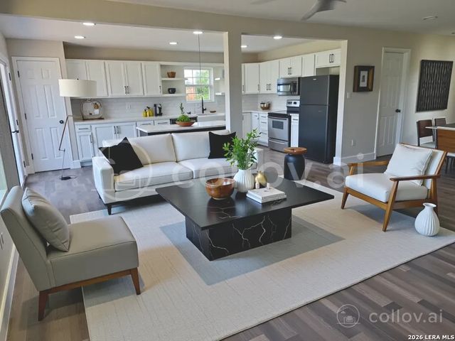 250 Krystal Ray, Floresville, TX 78114