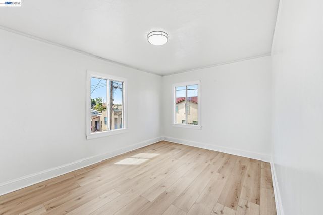 1829 E 22nd St, Oakland, CA 94606