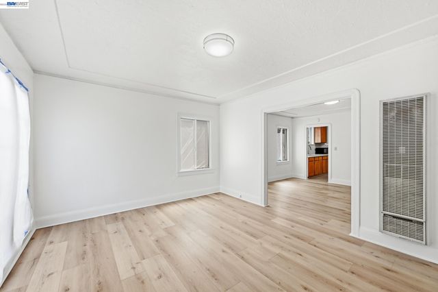 1829 E 22nd St, Oakland, CA 94606