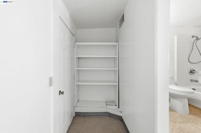 1829 E 22nd St, Oakland, CA 94606