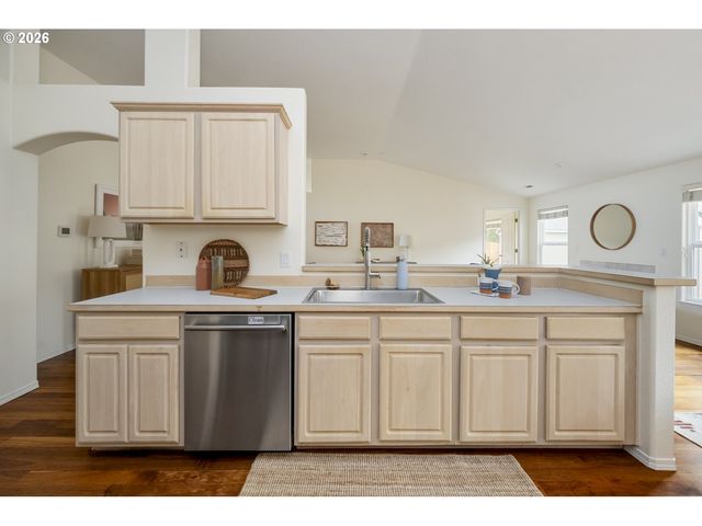 17001 Se 6TH St, Vancouver, WA 98684