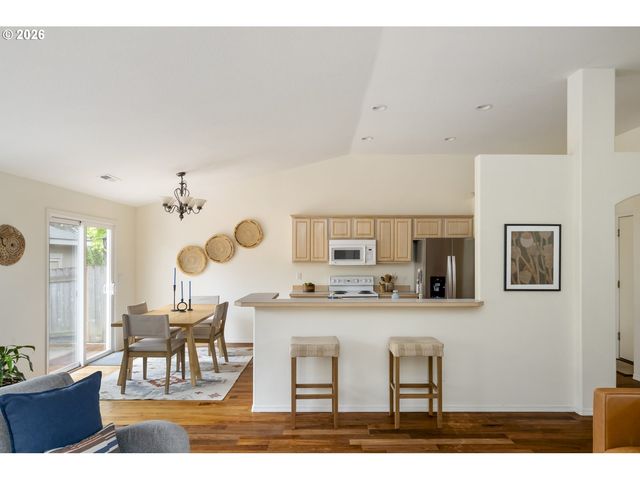 17001 Se 6TH St, Vancouver, WA 98684