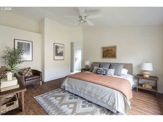 17001 Se 6TH St, Vancouver, WA 98684