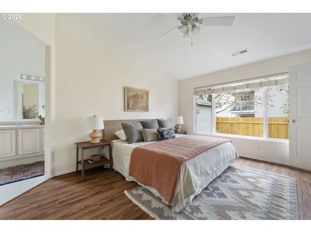 17001 Se 6TH St, Vancouver, WA 98684