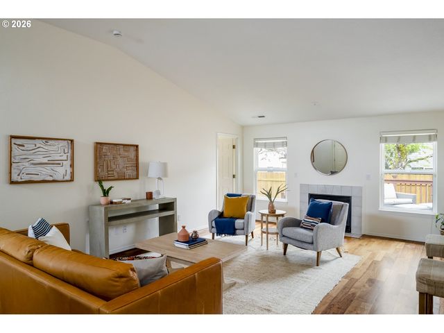 17001 Se 6TH St, Vancouver, WA 98684