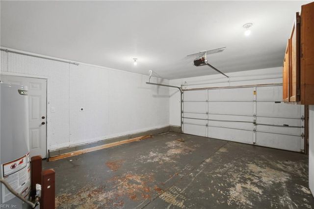 2077 Maple Leaf CRES, Suffolk, VA 23434