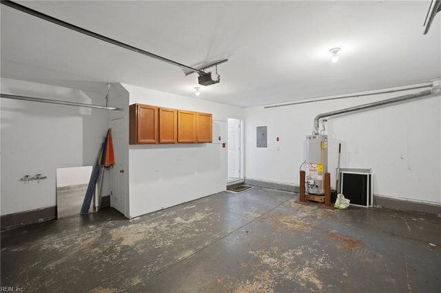 2077 Maple Leaf CRES, Suffolk, VA 23434