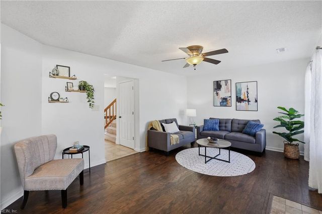 2077 Maple Leaf CRES, Suffolk, VA 23434