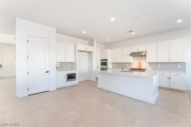 5912 Topaz Ledge Court, Las Vegas, NV 89131