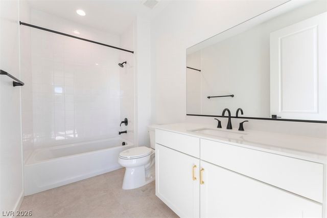 5912 Topaz Ledge Court, Las Vegas, NV 89131