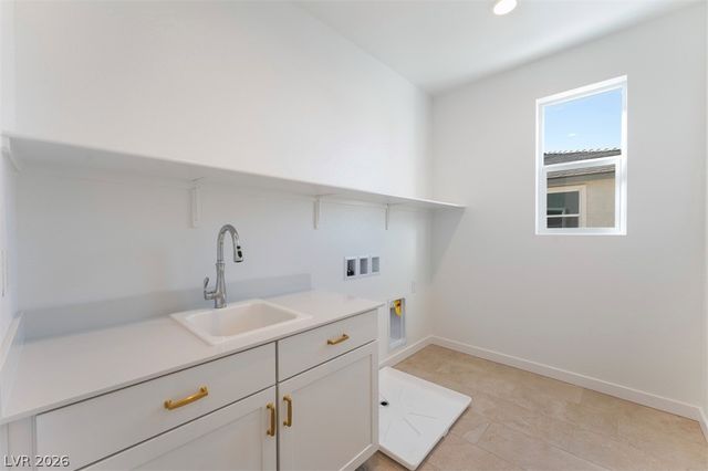 5912 Topaz Ledge Court, Las Vegas, NV 89131