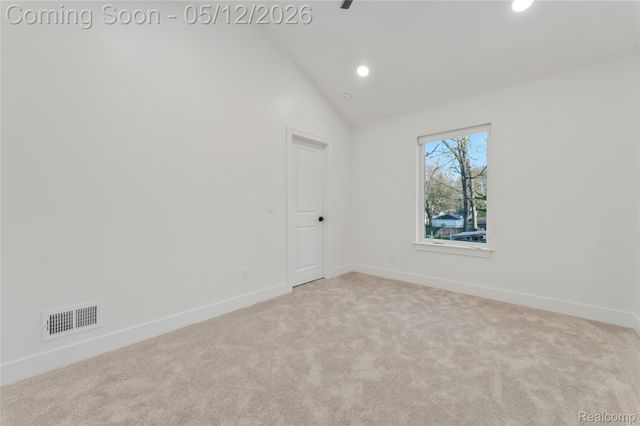 1303 Mohawk Avenue, Royal Oak, MI 48067
