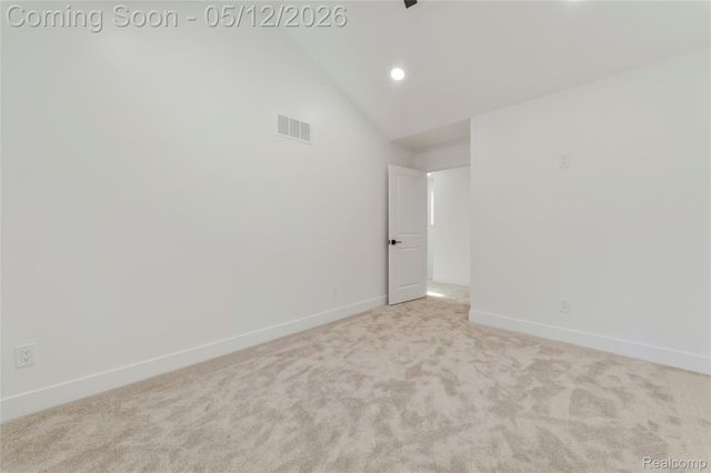 1303 Mohawk Avenue, Royal Oak, MI 48067