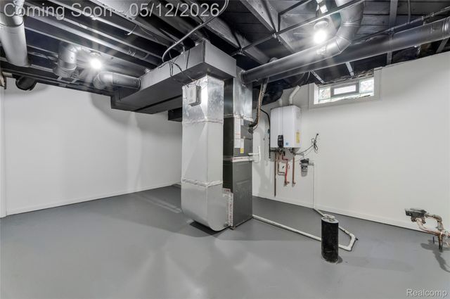 1303 Mohawk Avenue, Royal Oak, MI 48067