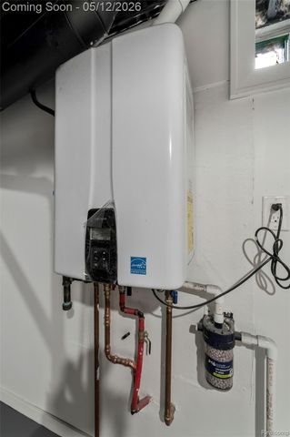1303 Mohawk Avenue, Royal Oak, MI 48067