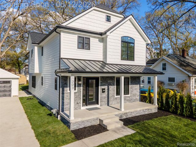 1303 Mohawk Avenue, Royal Oak, MI 48067