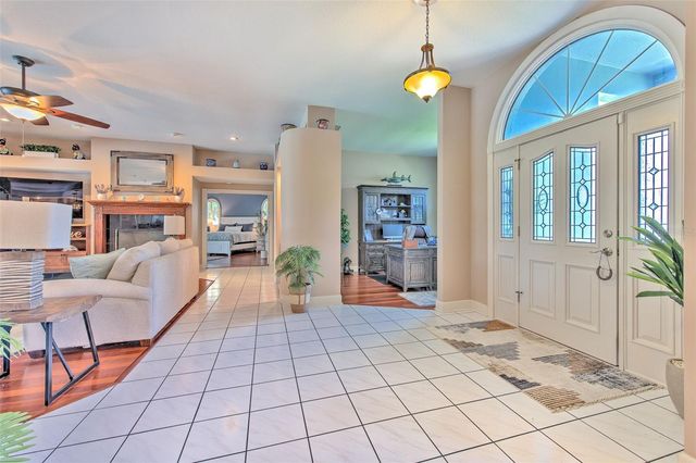5103 BROKEN SOUND LANE, Valrico, FL 33596