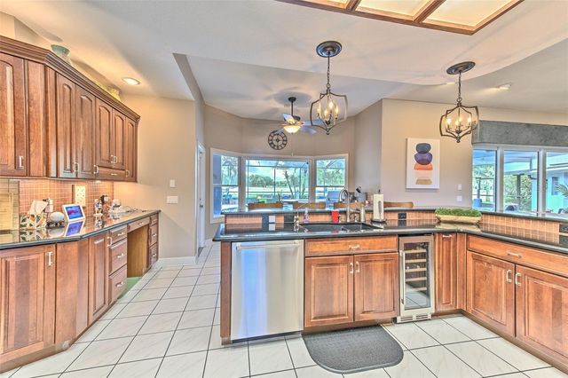 5103 BROKEN SOUND LANE, Valrico, FL 33596