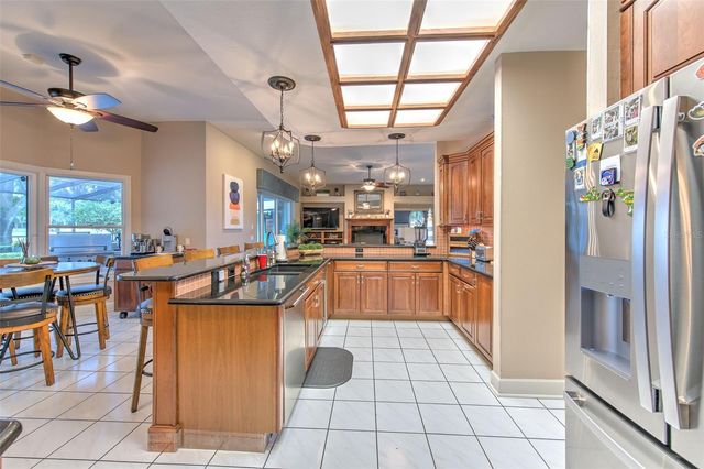5103 BROKEN SOUND LANE, Valrico, FL 33596
