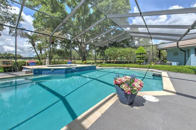 5103 BROKEN SOUND LANE, Valrico, FL 33596