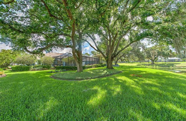 5103 BROKEN SOUND LANE, Valrico, FL 33596