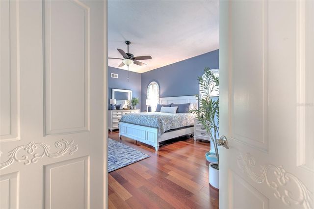 5103 BROKEN SOUND LANE, Valrico, FL 33596