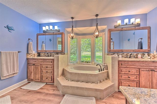 5103 BROKEN SOUND LANE, Valrico, FL 33596