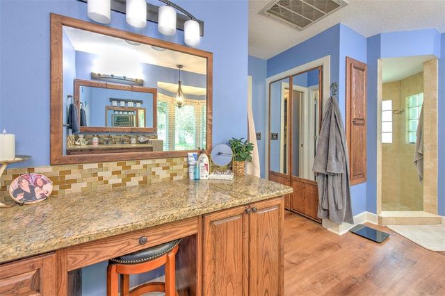 5103 BROKEN SOUND LANE, Valrico, FL 33596