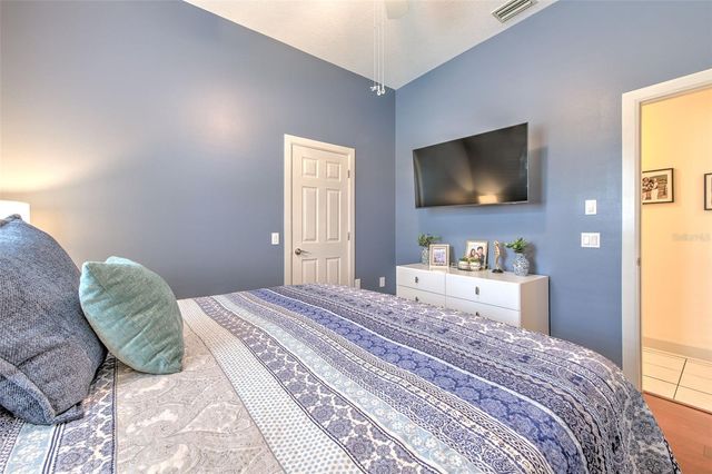 5103 BROKEN SOUND LANE, Valrico, FL 33596