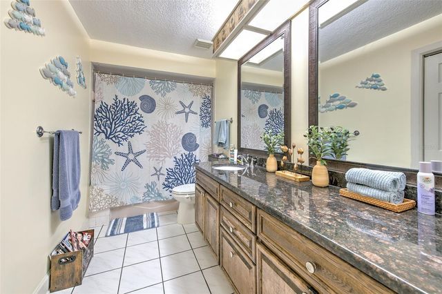 5103 BROKEN SOUND LANE, Valrico, FL 33596