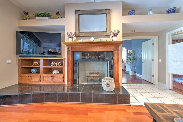 5103 BROKEN SOUND LANE, Valrico, FL 33596