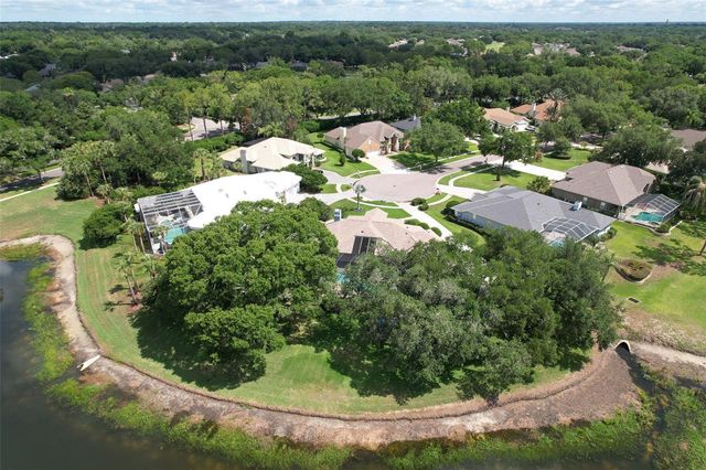 5103 BROKEN SOUND LANE, Valrico, FL 33596