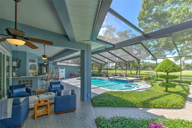 5103 BROKEN SOUND LANE, Valrico, FL 33596