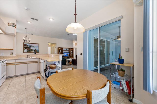 9738 SW 195TH CIRCLE, Dunnellon, FL 34432