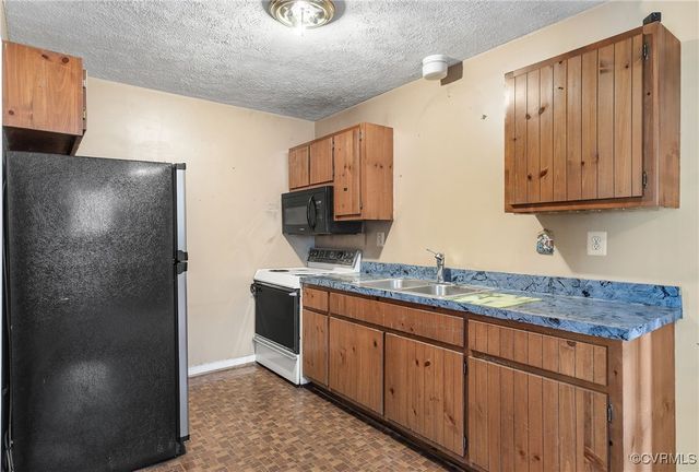 908 N 30th St, Richmond, VA 23223