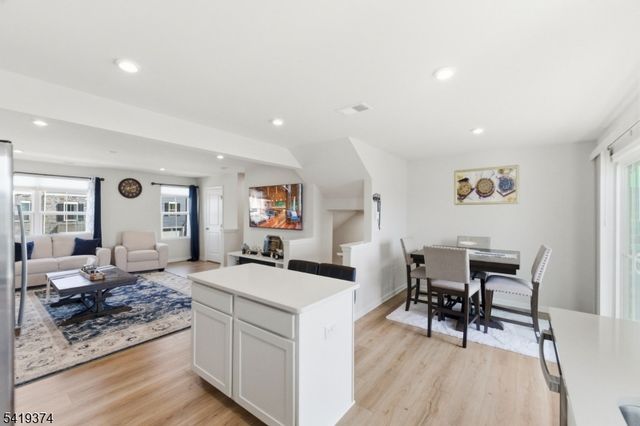 6 Limestone Blvd 6, Washington Twp., NJ 07882