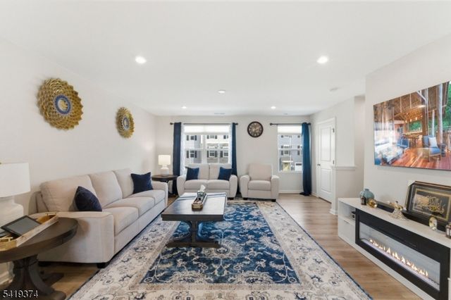 6 Limestone Blvd 6, Washington Twp., NJ 07882