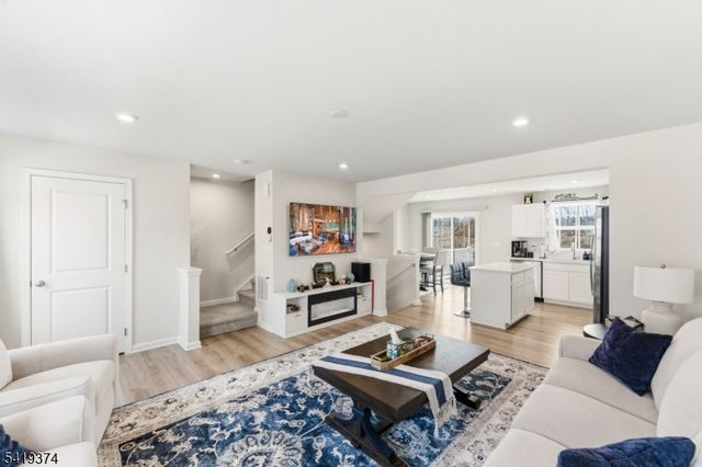 6 Limestone Blvd 6, Washington Twp., NJ 07882