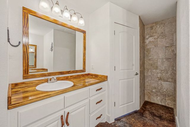 930 County Road 161 Road, Stephenville, TX 76401