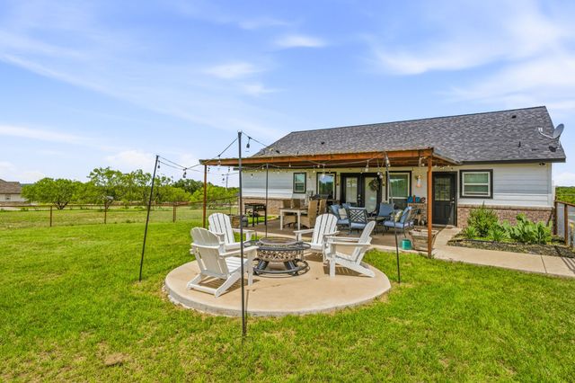 930 County Road 161 Road, Stephenville, TX 76401