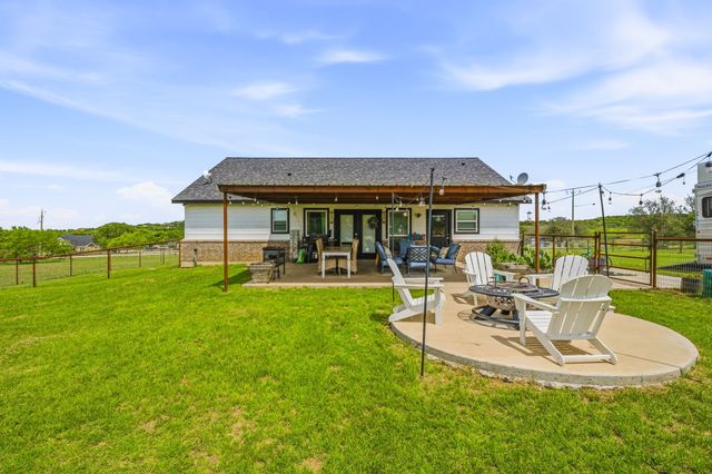 930 County Road 161 Road, Stephenville, TX 76401