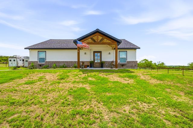 930 County Road 161 Road, Stephenville, TX 76401