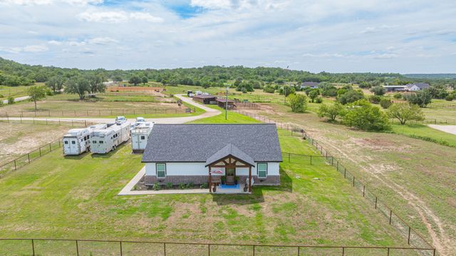 930 County Road 161 Road, Stephenville, TX 76401