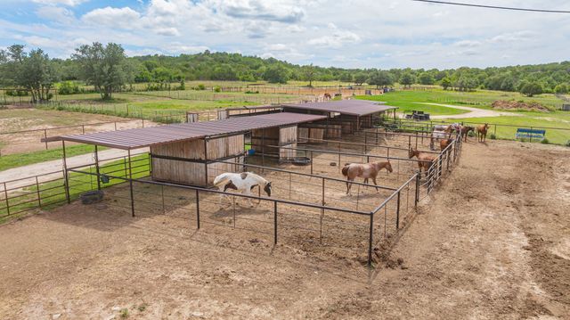 930 County Road 161 Road, Stephenville, TX 76401