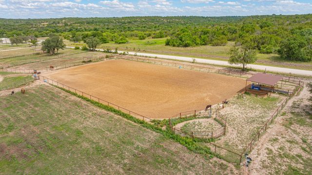 930 County Road 161 Road, Stephenville, TX 76401