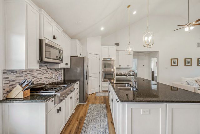 930 County Road 161 Road, Stephenville, TX 76401