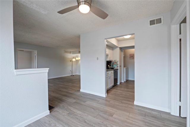 1500 Bay Area Boulevard 287, Houston, TX 77058