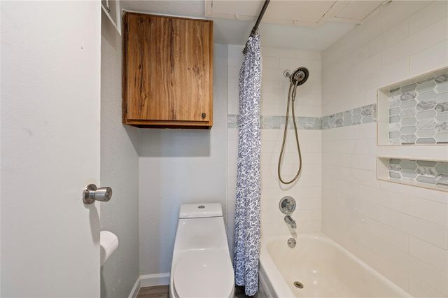 1500 Bay Area Boulevard 287, Houston, TX 77058