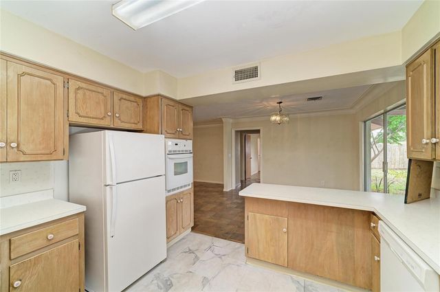 2615 SHERIDAN DRIVE, Sarasota, FL 34239