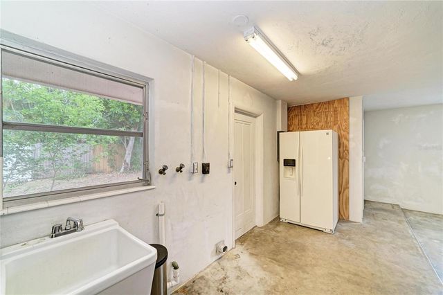 2615 SHERIDAN DRIVE, Sarasota, FL 34239